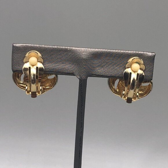 3/$30 Vintage Clip On Earrings Faux Pearl Gold Tone Cabochon Stud Estate 1" - Picture 6 of 9